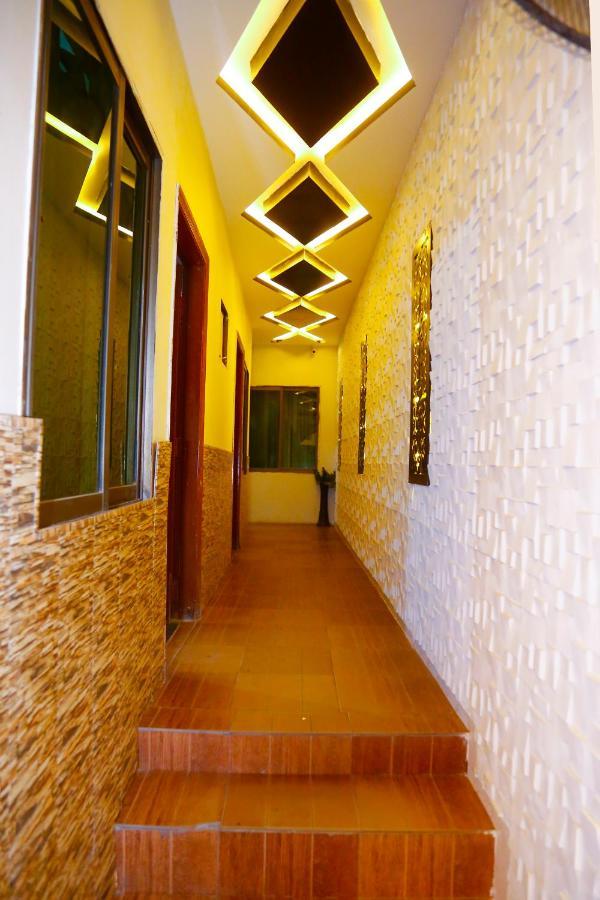 New Taj Hotel Lahore Exterior photo